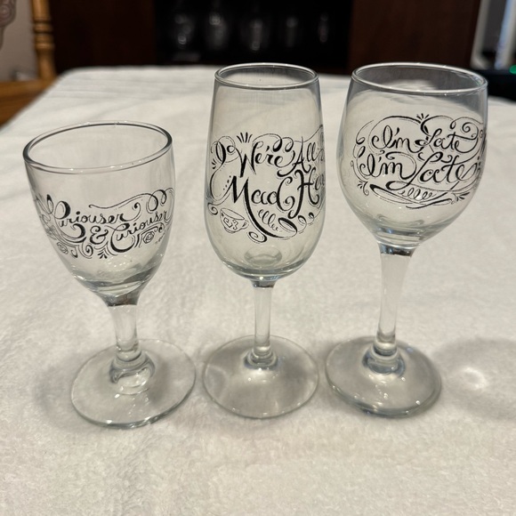 Alice in Wonderland Stemmed Wine Shot Glasses, Set of 3, Disney - Picture 2 of 5